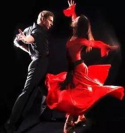 打丁舞视频,跟随视频领略舞步风采