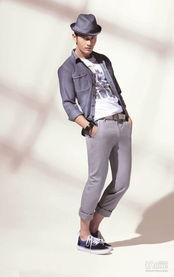 男明星夏季图片,男明星的清凉时尚瞬间