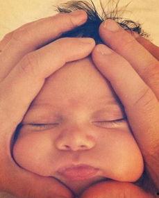 日本大脸娃娃纹身,独特文化符号的视觉解读