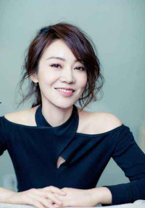 娱乐吃瓜妹闫妮是谁啊